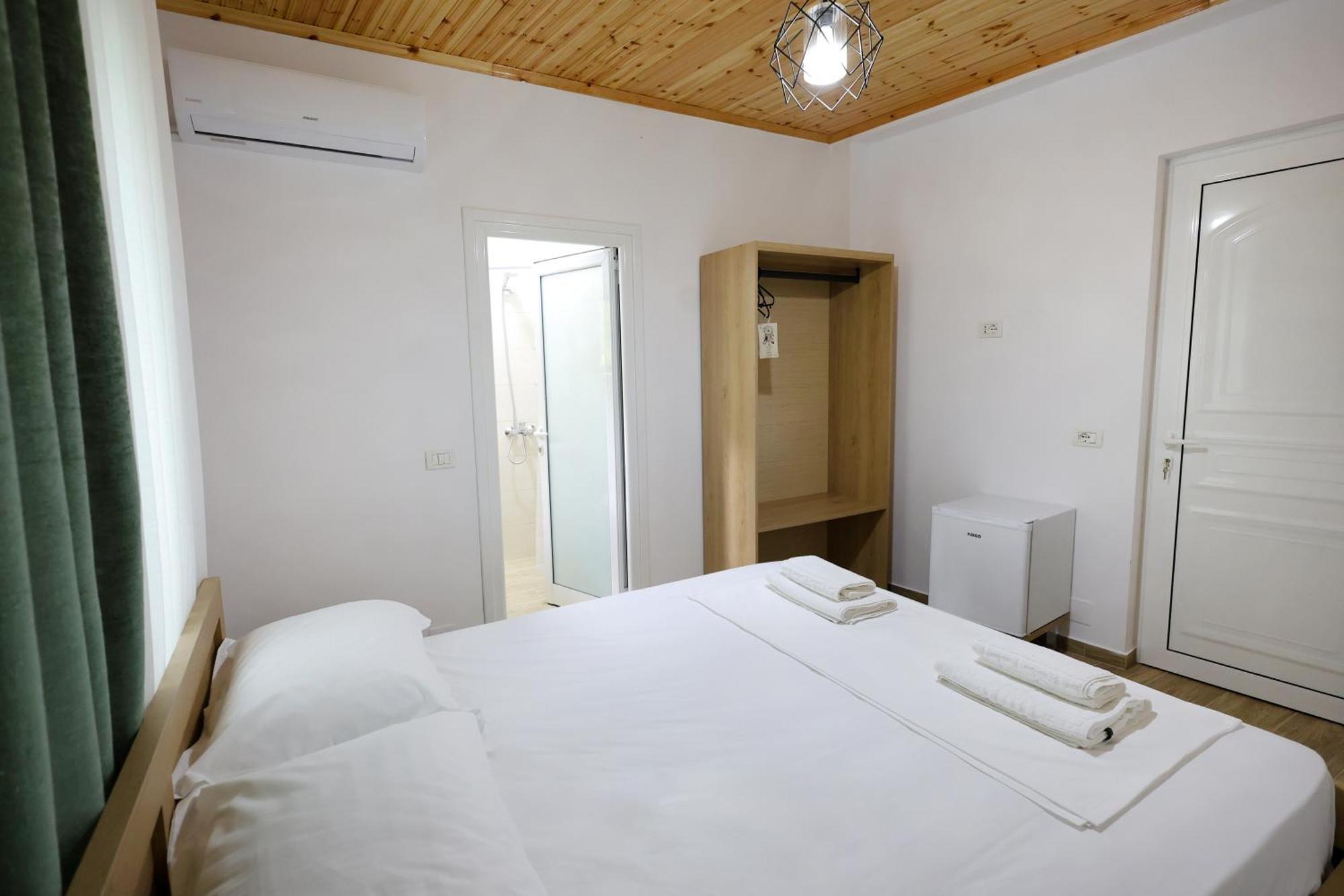 Hotel Vila Vreko B&B Berat Exterior photo